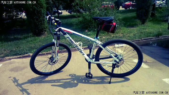 美利达兰博770白色