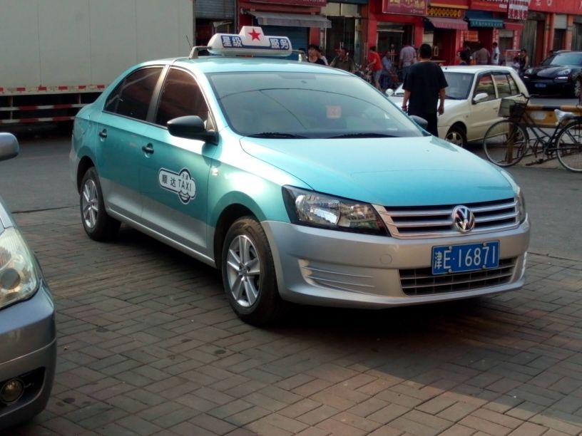 天津又有新桑塔纳出租车了