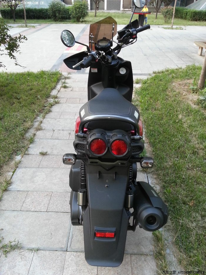 2014款雅马哈bws125《雅马哈鸭子》喜欢此车的进