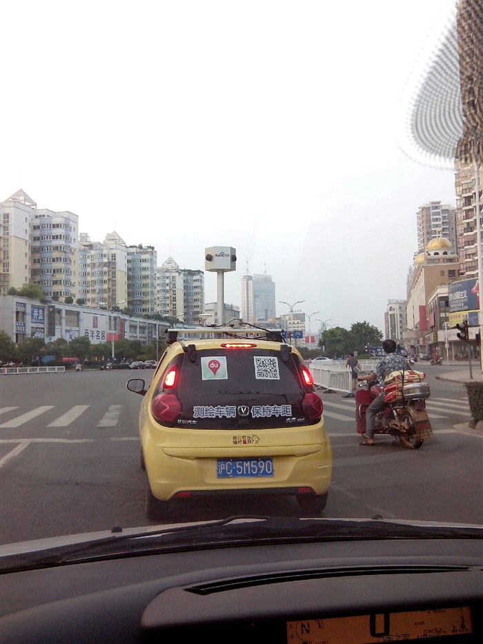 怪怪的造型原来是百度地图测绘车