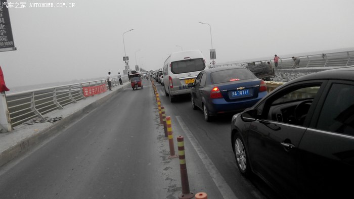 郑州车友注意了:花园路黄河桥堵车!