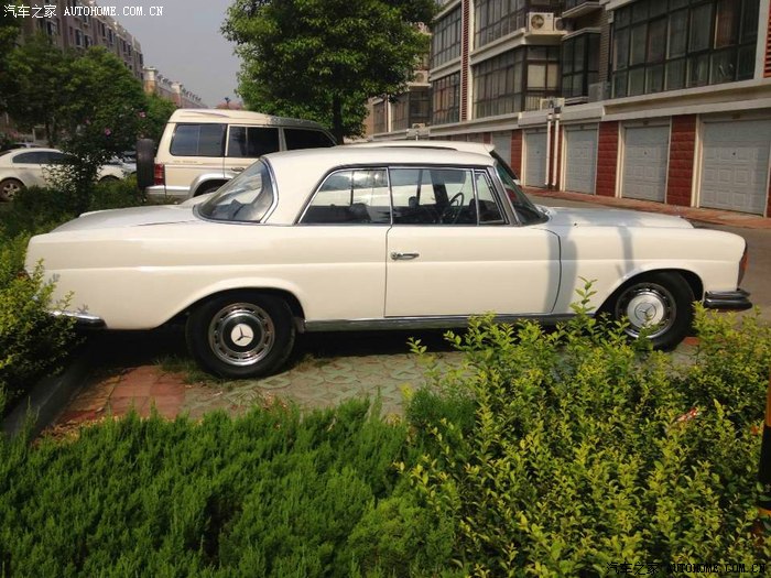 原创经典老车 分享难得一见爷爷辈的w112奔驰s吧! 图片超多!