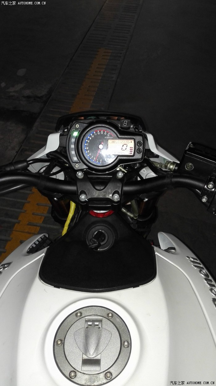 精彩大片黄龙600加装档位显示仪表很和谐不要错过申精