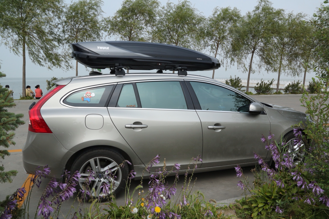 各位朋友推荐一下v60用的车顶行李箱.