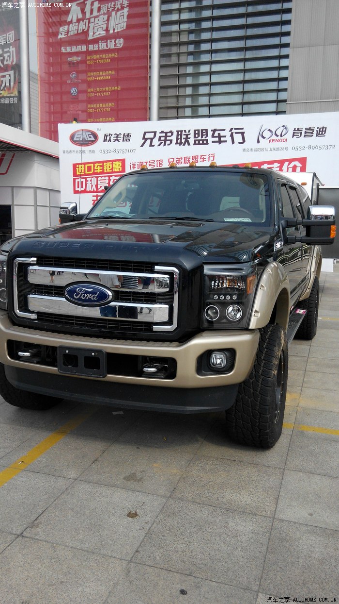 进门时看到的大福特,威武.