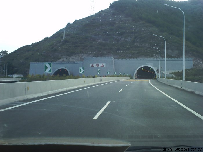 千三百多公里  很为之值得骄傲的黑瑞历时九天行程四千多公里跨越山西