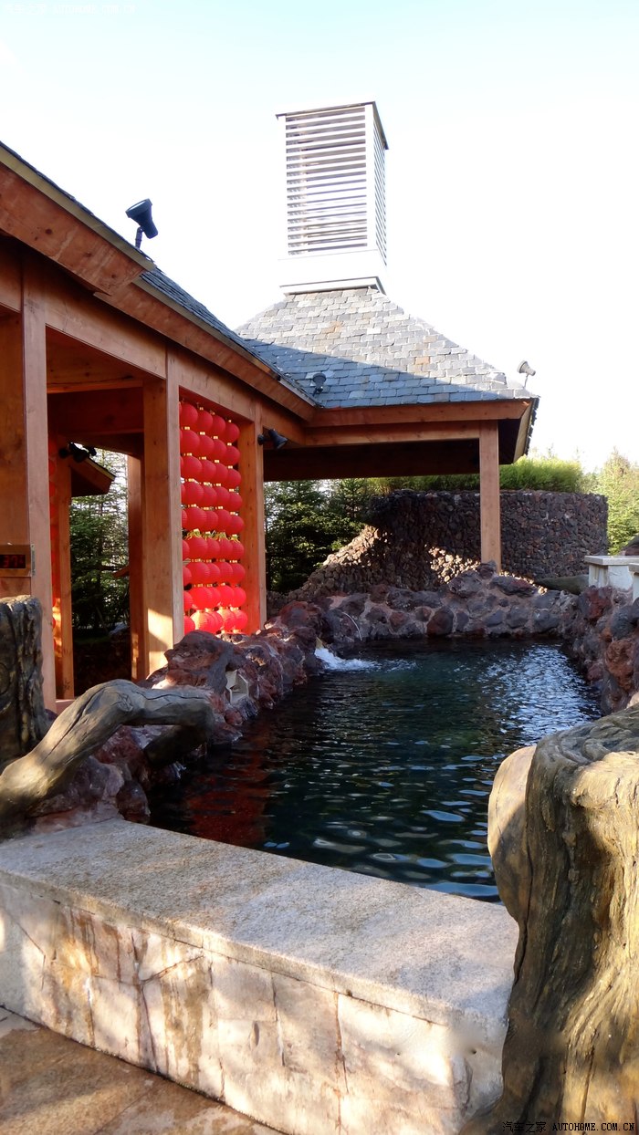 小嘎豆游走白山黑水间醉美长白山享受惬意温泉