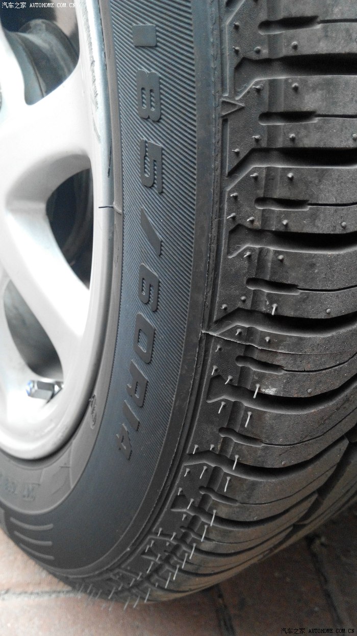 天津地区出跑了200公里的4条固特异kelly185.60r14的轮胎