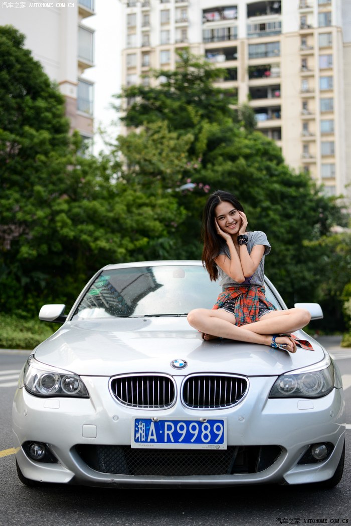 媳妇当车模因为人美所以车靓申精首页