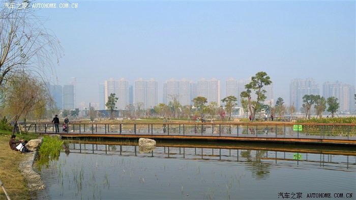 週末開著軒逸帶上小孩各個公園逛起漳州碧湖生態園