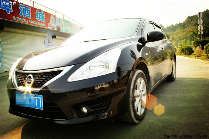 黑色骐达认证贴车子开蛮久了现在才来认证