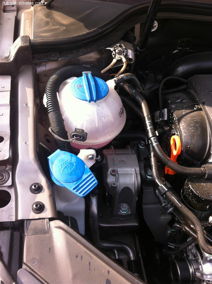 刚入手的迈腾1.8t豪华版冷却液水箱破裂,心情不好!