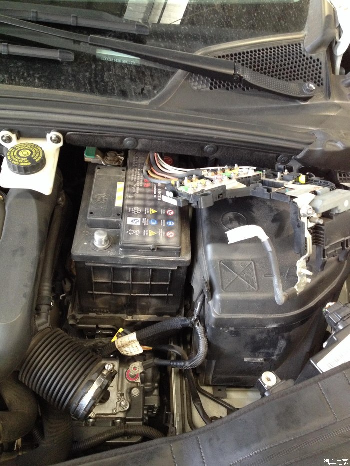 【图】还没有到一年,但27800公里,电池坏了,10月1日去换了_雪铁龙c4l