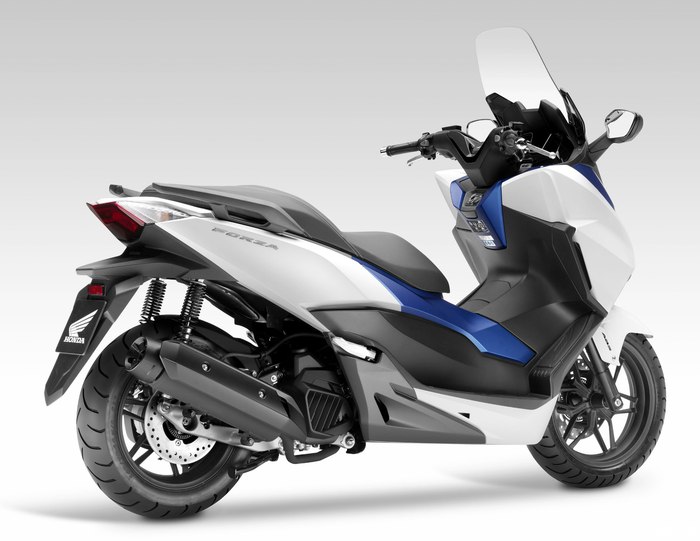 图赏2015款本田forza125欧洲版