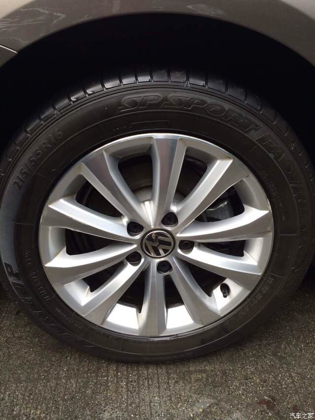 出一个迈腾16寸原装轮毂成都地区