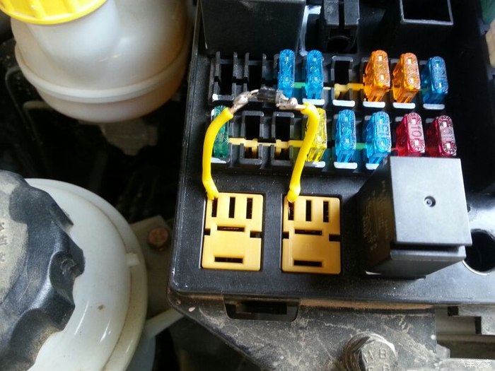 请问远近光要用多大的继电器