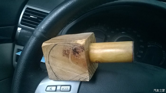 2014-10-24 14:18:58 晒晒我自己做的木档把 看到网上的车友自制档把