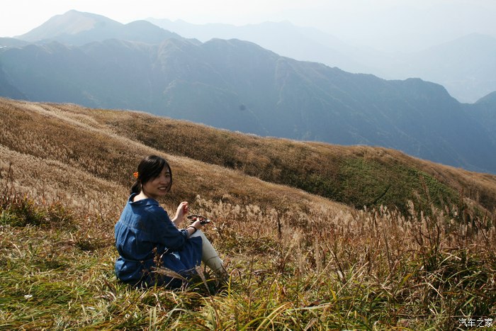 深秋似水 武功山之巔美女如畫