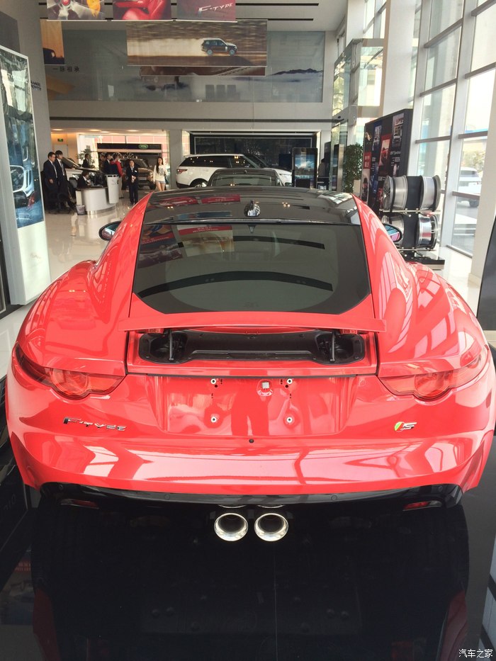 提车作业国内首个把捷豹开成彪马的车主