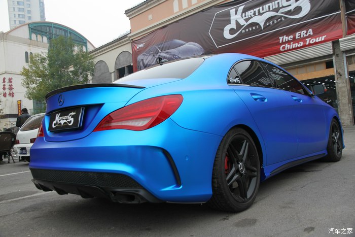 全车改色电镀亚光蓝骚气十足