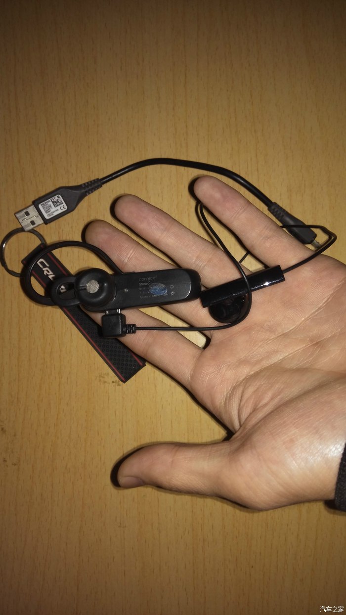 出个捷渡d600睿智版后视镜式行车记录仪一台