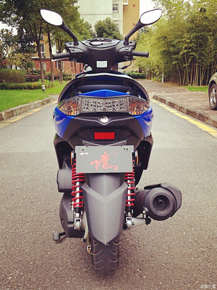 11.8---南京车友无奈提飞鹰劲战三代目125化油器版!