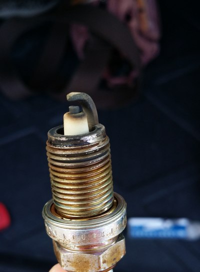刚换了火花塞,旧的还不错吧