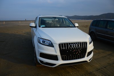 提2014白色大q7,汽车进化论_奥迪q7论坛_手机汽车之家