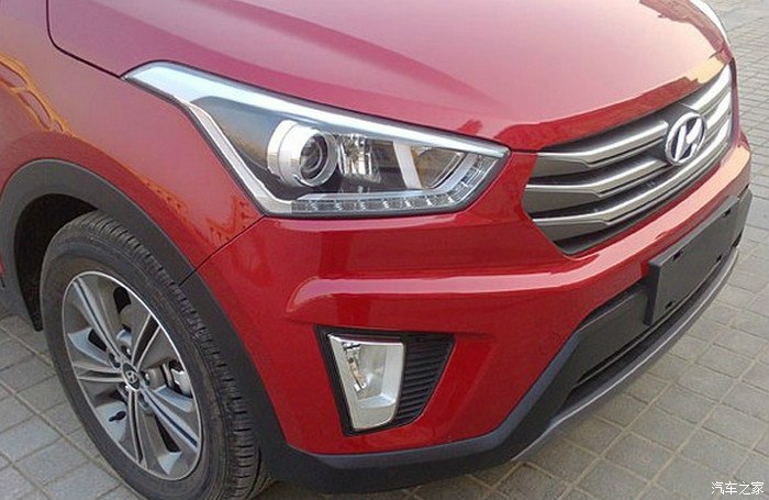 ix25北京现代16顶配中国红多图