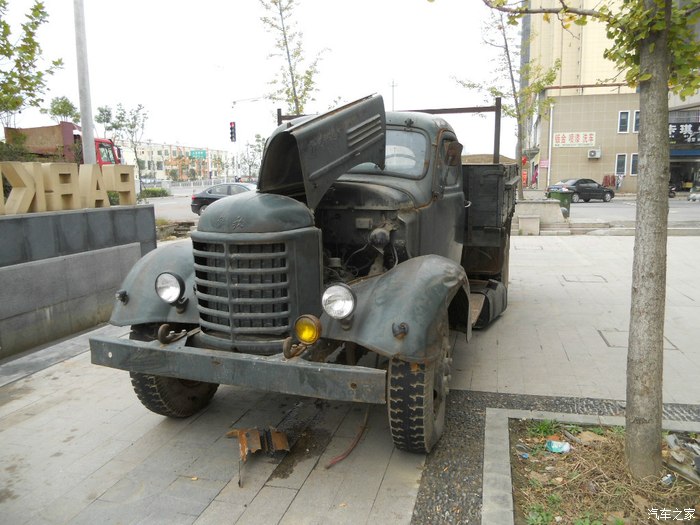 偶遇老解放卡车小时候的追逐的梦想呀