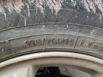 这个后轮换165/70r14轮胎感觉吧