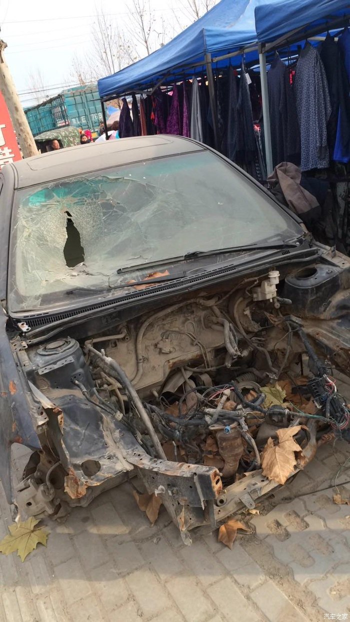 10年天窗f3事故车拆车件