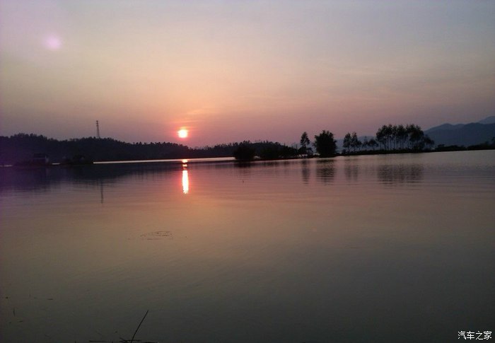 惠州角洞水库的风景图,水质不错;  角洞水库越野一族 小试牛刀水库