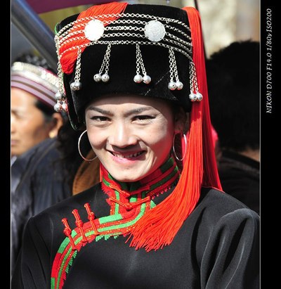 到绿春参加长街宴 哈尼美女满大街(摄影纪录片)