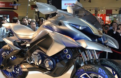 yamaha 发布双前轮 01gen 多功能概念车(附送相关图片)_摩托车论坛
