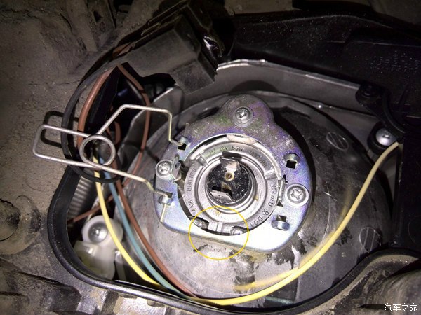 【图】07款3箱福克斯更换近光灯_福克斯论坛_汽车之家论坛