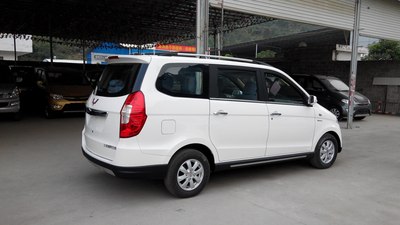 三百订车 四天提车五菱宏光s豪华型1.