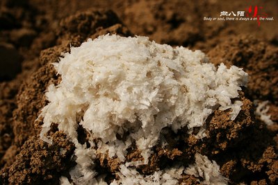 ▼这个叫芒硝,学名:十水硫酸钠.