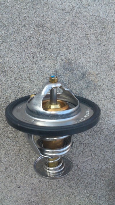 动手更换节温器