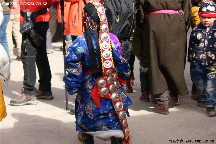 大年初三青海唐卡之鄉吾屯之旅三有藏族美女哦