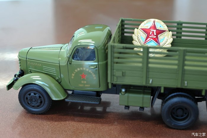 童年的记忆实拍解放ca10b军用高栏卡车124