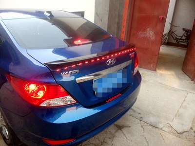 有图了 蓝纳小高位改刹车灯_瑞纳论坛_手机汽车之家