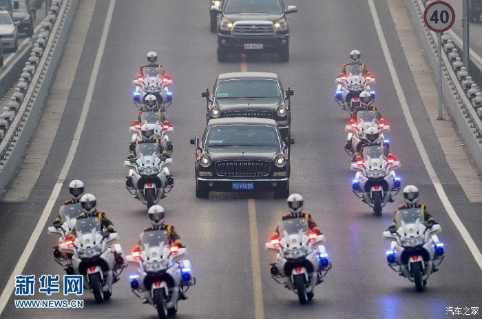 网上流出p403谍照估计就是为国宾车队安保服务的,就做保镖的车