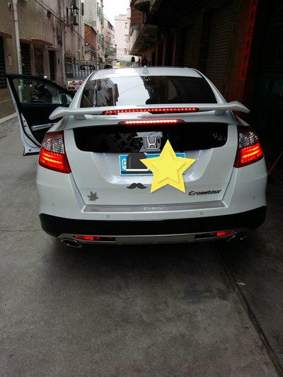 2014款歌诗图尾翼效果图片