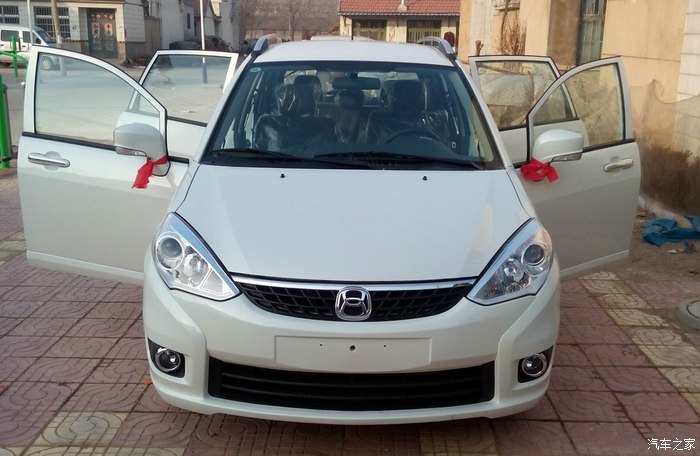 提车作业草根的无悔选择利亚纳a6两厢手畅提车