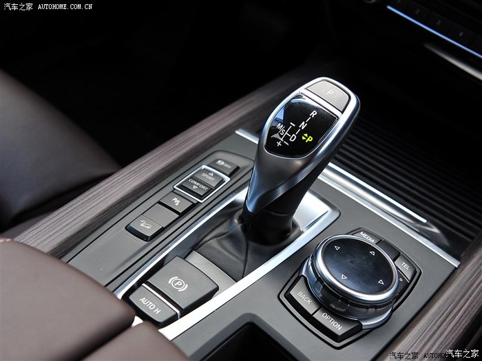 宝马7系的档位显示