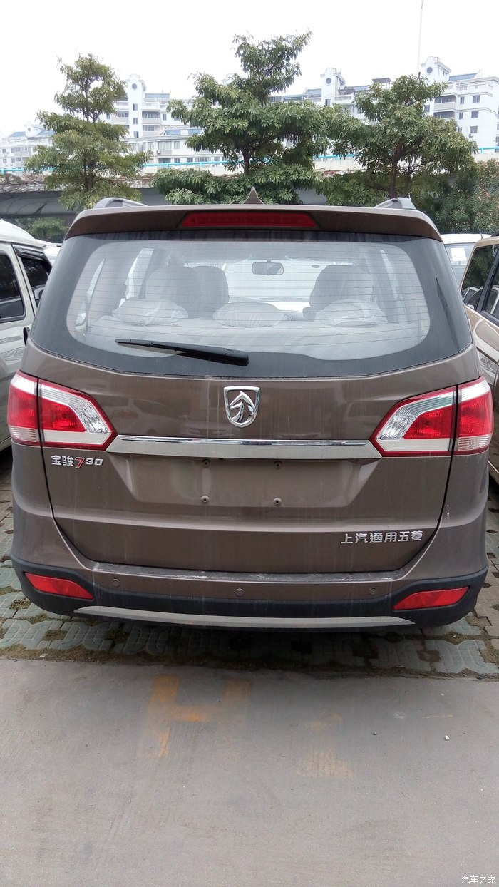 【图】咱农民也买车了——730大漠金(多图)_宝骏730论坛_汽车之家论坛