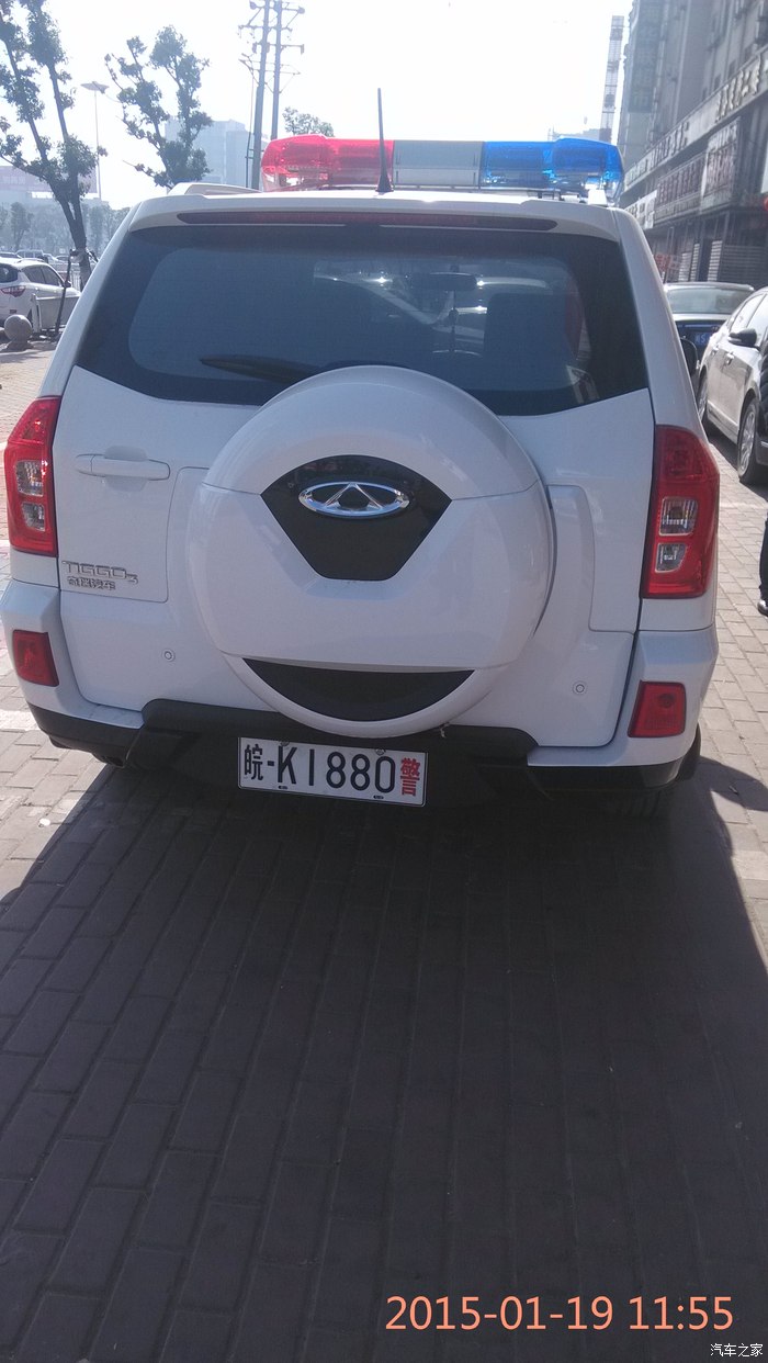 新款瑞虎3警车