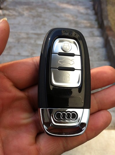 提车了,求认证_奥迪a8论坛_手机汽车之家