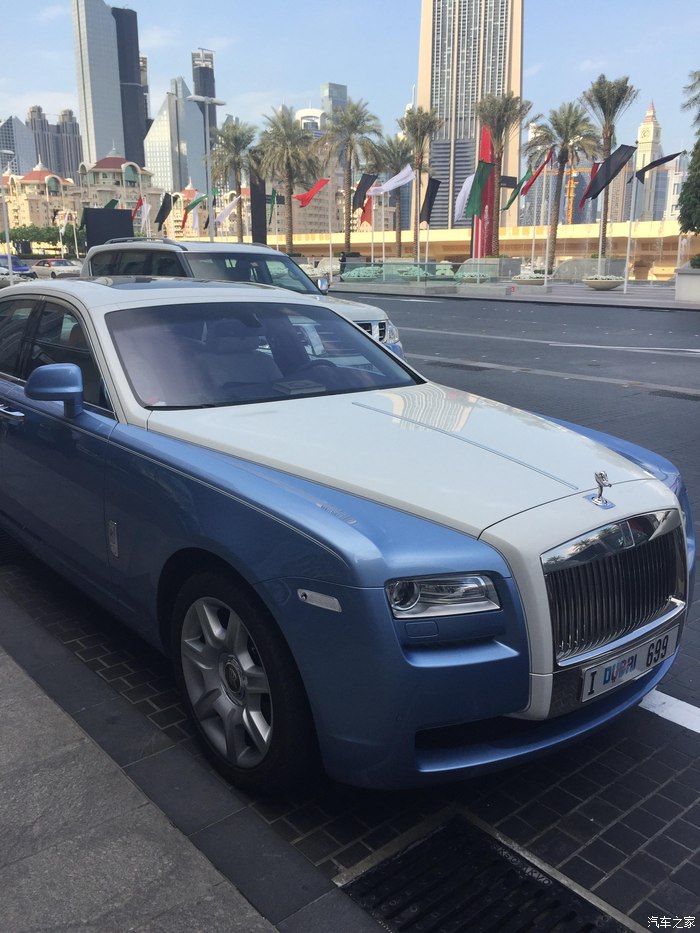 迪拜最豪华的车图片